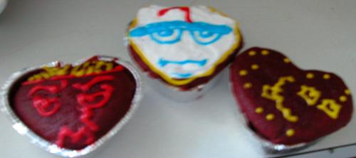 Aqua Teen Hunger Force Cupcakes by enlightenup420