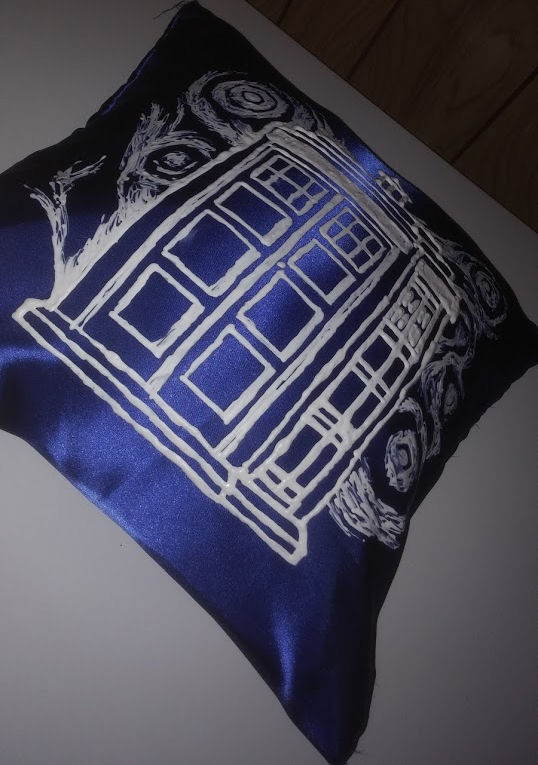 Doctor Who pillow painting by Firiel