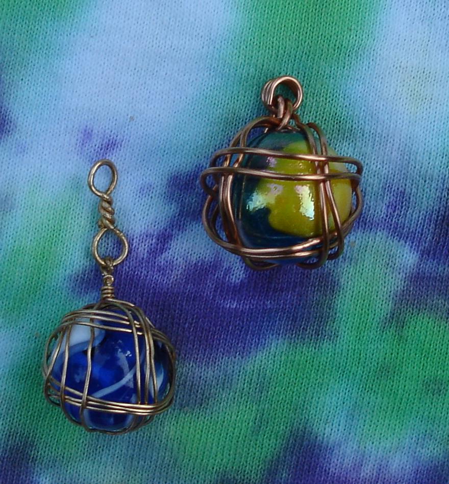 wire wrapped marbles for forum game by Jadis