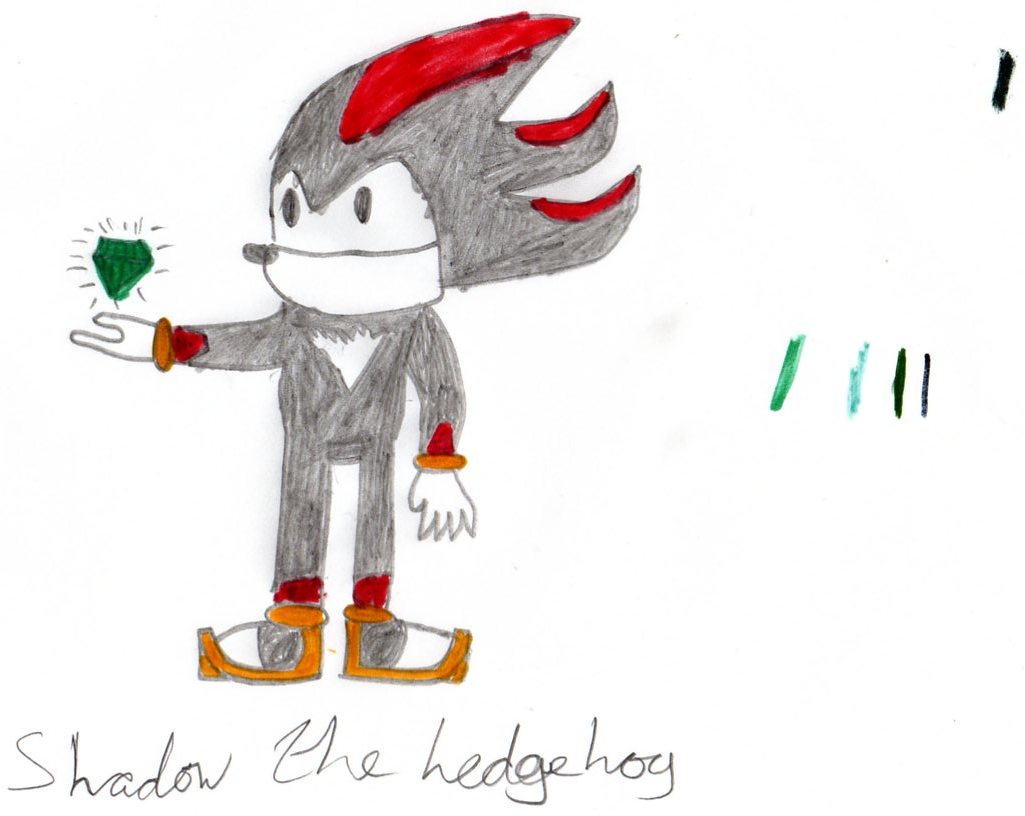 shadow holdin an emerald by kylethehedgehog