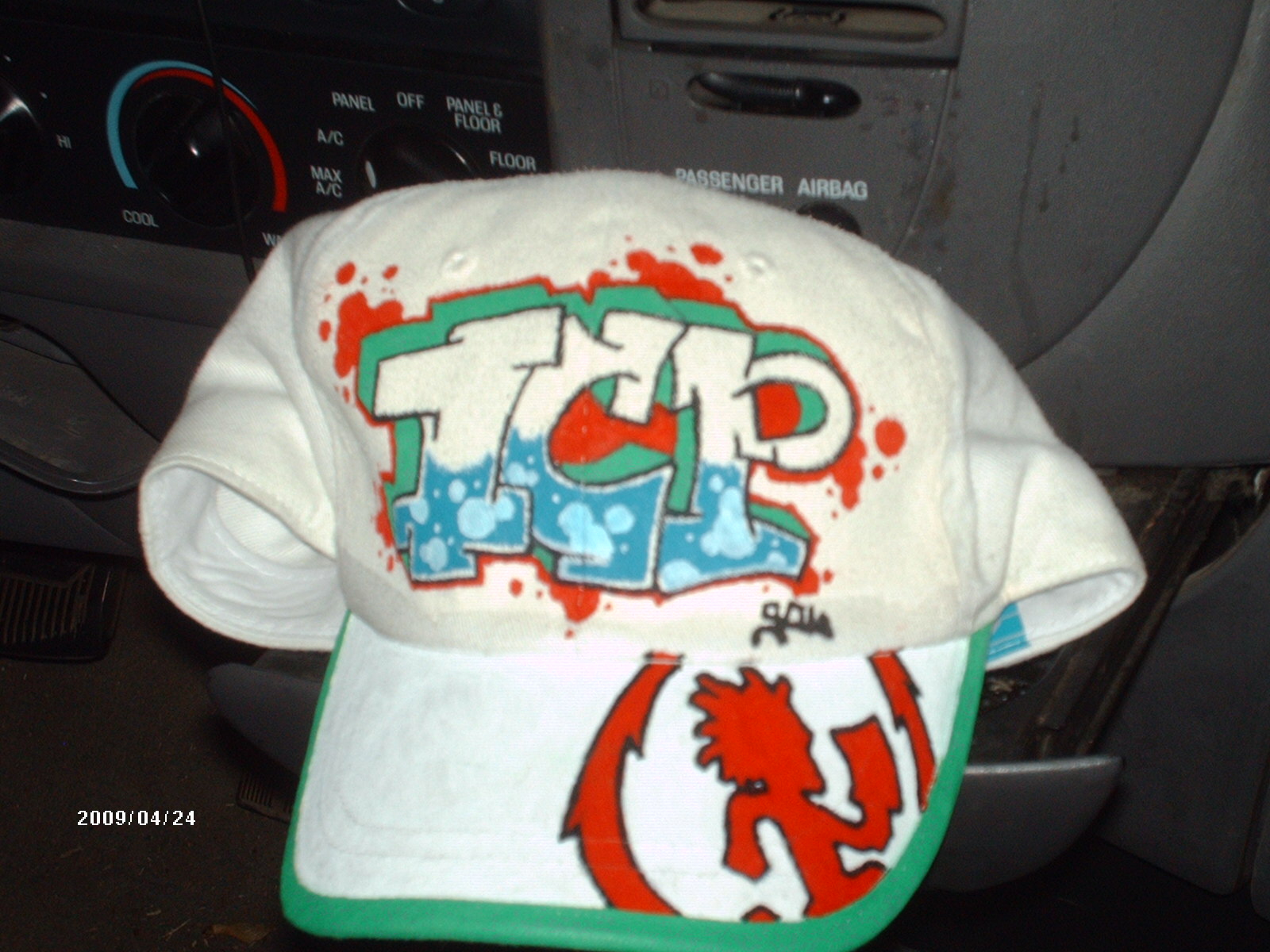 icp hat by soldadoporvida