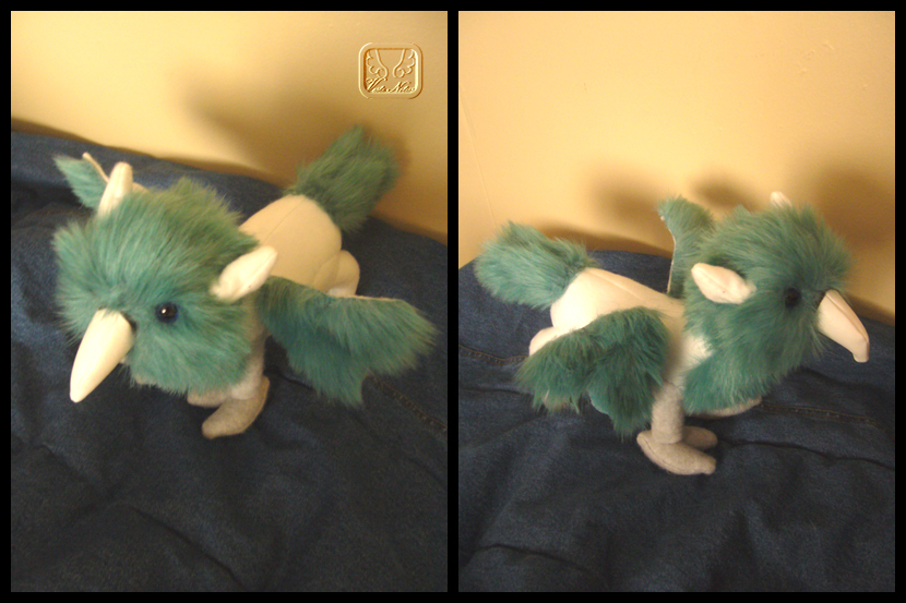 HP: Hippogrif Plushie by VesteNotus