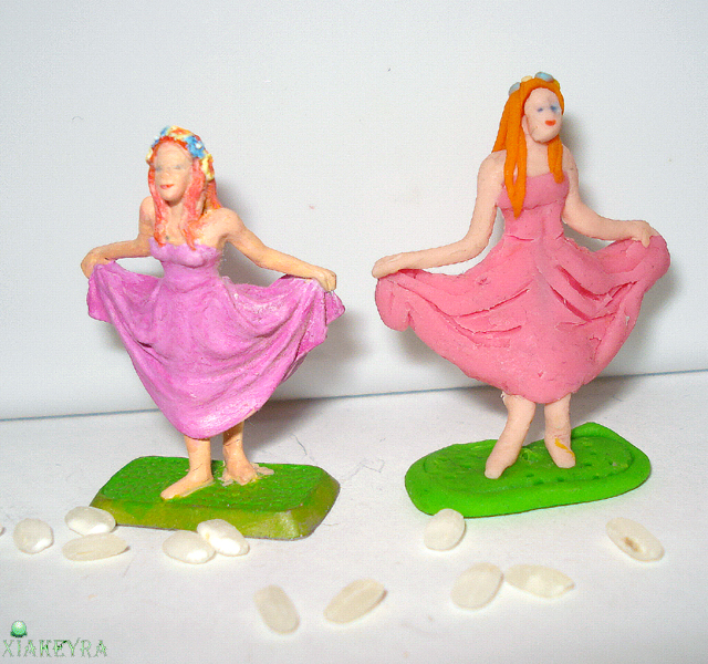 Tiny ladies by Xiakeyra